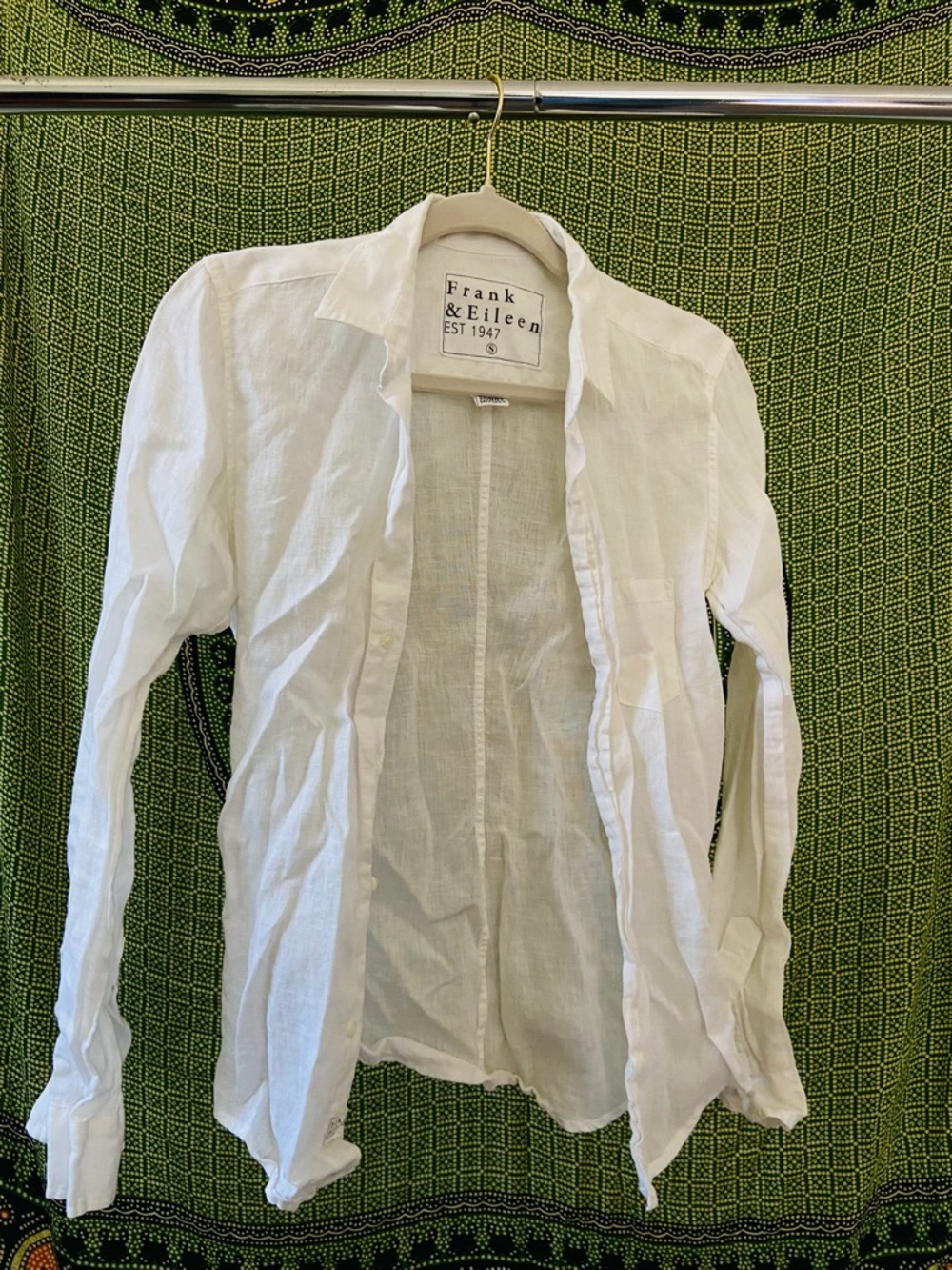 Frank & Eileen White Linen Button-Front Shirt - Picture 2 of 3